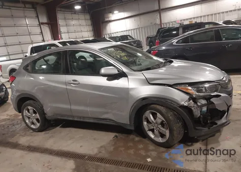 2019 Honda Hr-V Lx z USA, uszkodzony, nr VIN 3CZRU6H37KG731885